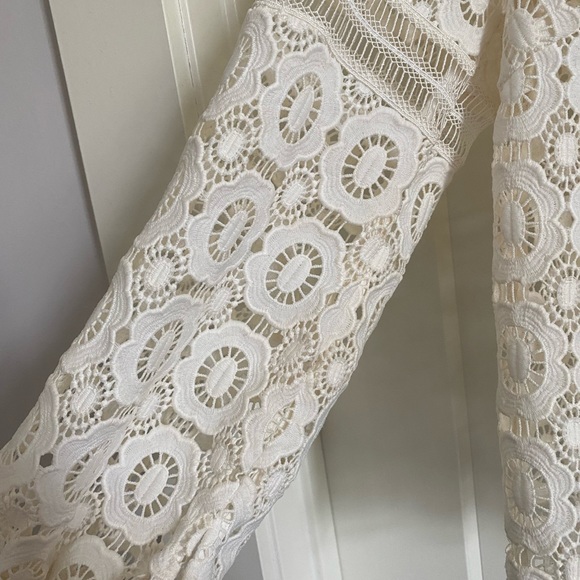 Self- Portrait Crochet Lace top - Picture 6 of 13